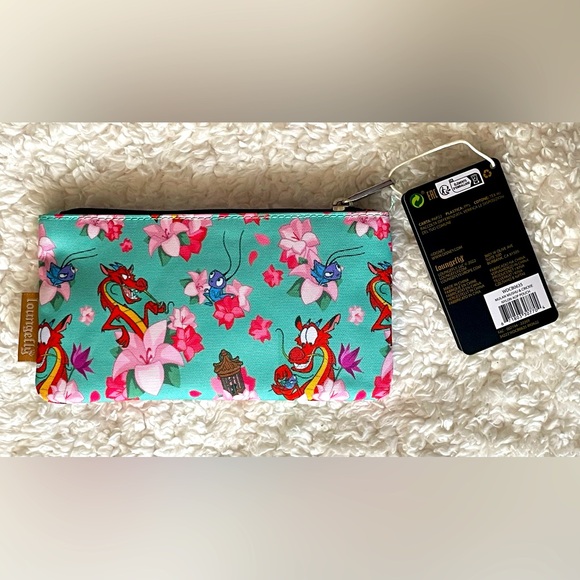Loungefly Disney’s Mulan | Mushu & Cri-Kee | Coin Purse/Cosmetics Pouch - Picture 5 of 10